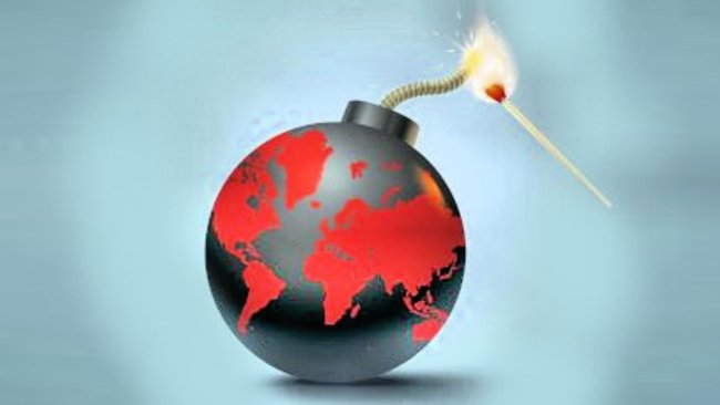 Ryc. 1. Tykająca bomba PRRSV. To tylko kwestia czasu, zanim inne linie PRRSV przejdą przez bardziej patogenne stadia ewolucyjne.